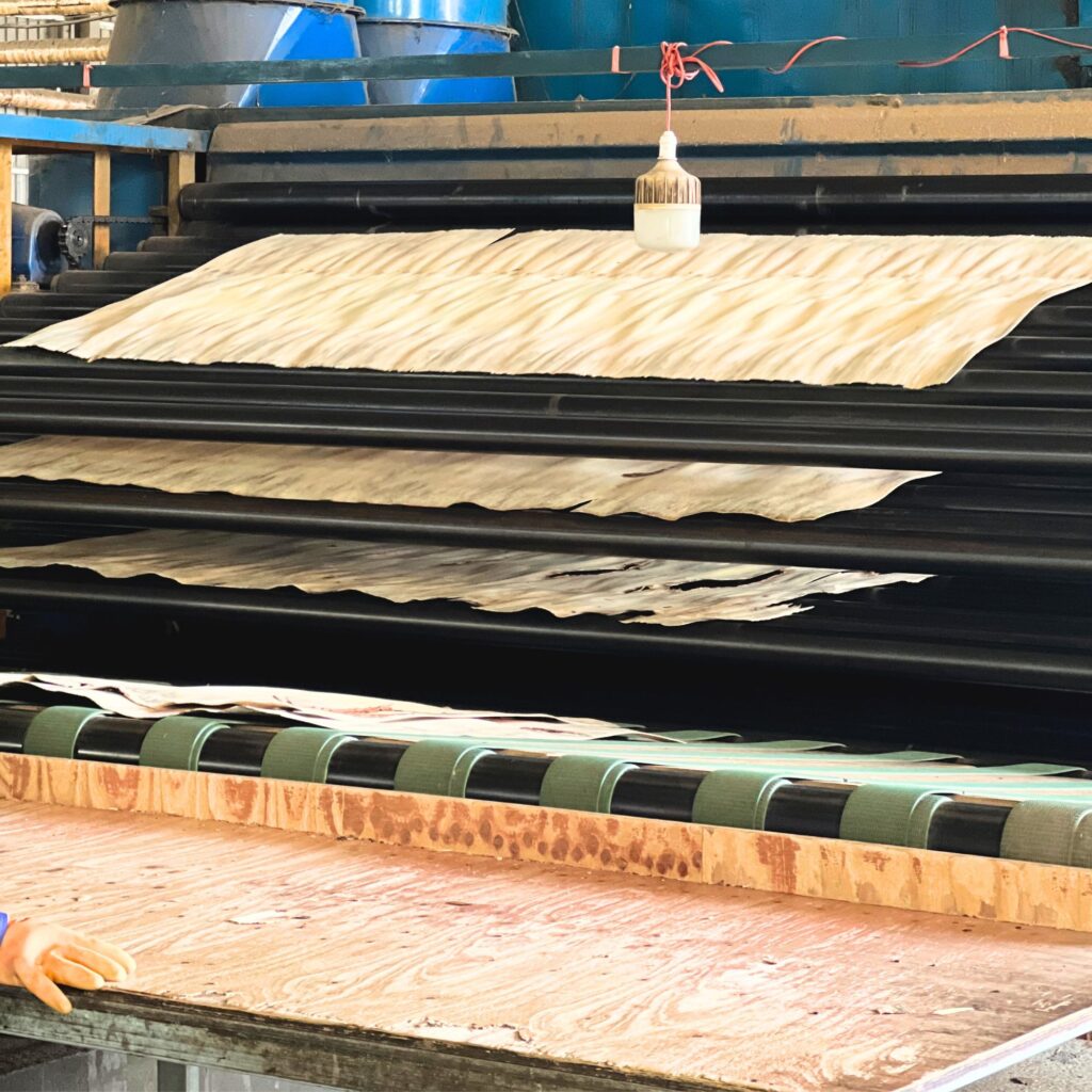 Truyền sấy ván tại Navywood